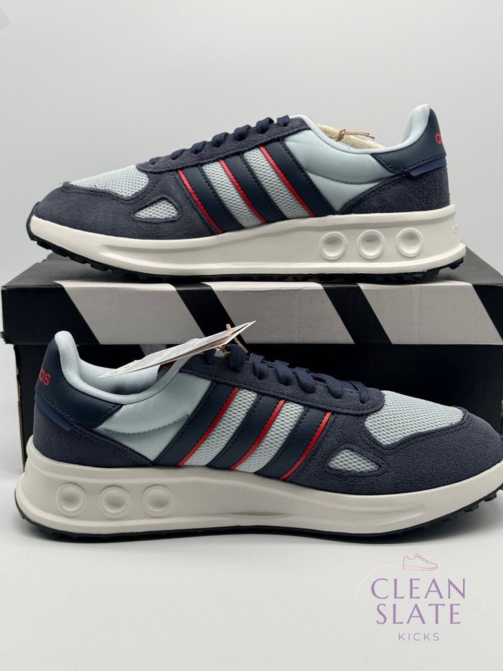 Adidas Run 84 JR8712 Men's 7 NIB/NWT